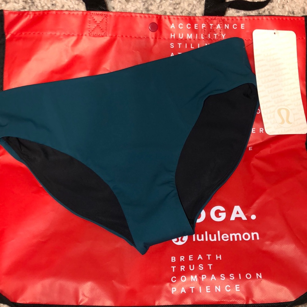 Lululemon Rising Tides Bottom